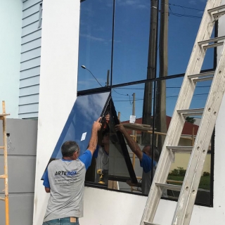 Pele de vidro em produção Pele de vidro em produção